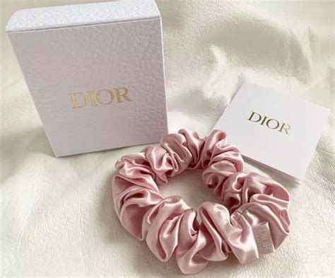 dior hair band|dior hairclip.